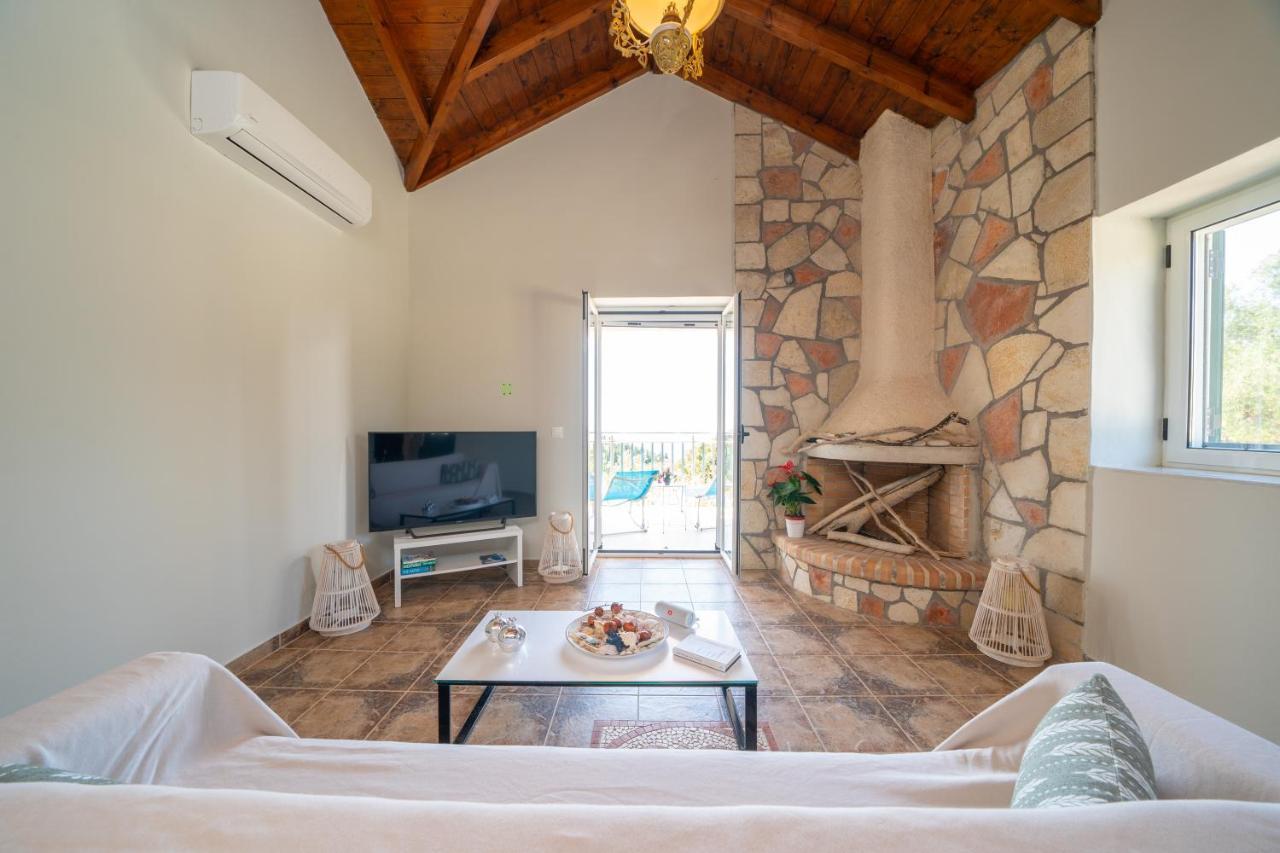 Stone Villa Eriphyle ,Private Witn Sunset View فيسكاردو المظهر الخارجي الصورة
