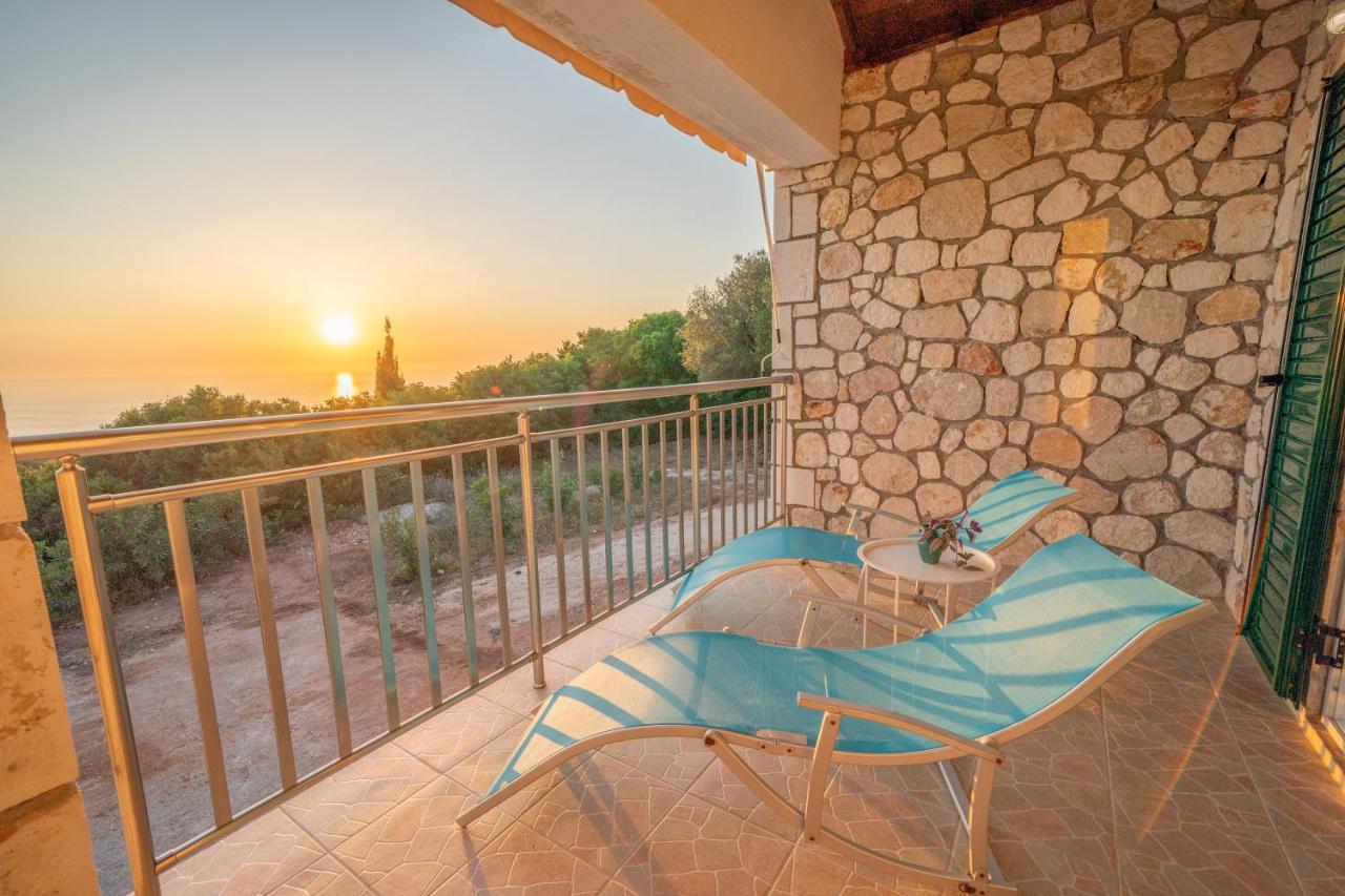Stone Villa Eriphyle ,Private Witn Sunset View فيسكاردو المظهر الخارجي الصورة